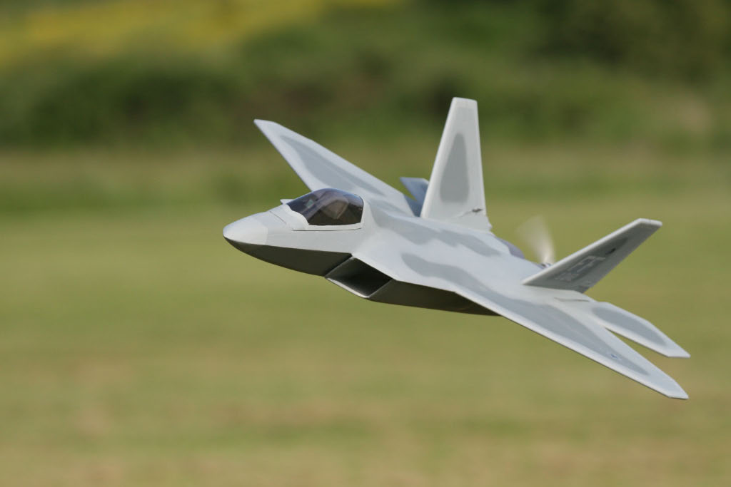 MAN Construction Article–F/A-22 Raptor