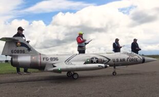 F-104 Starfighter – Giant-Scale Beauty!