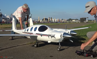 1/3.5-scale Rutan Boomerang